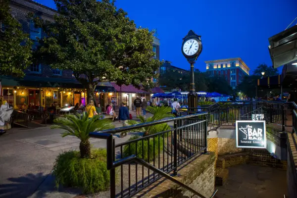 city market savannah night